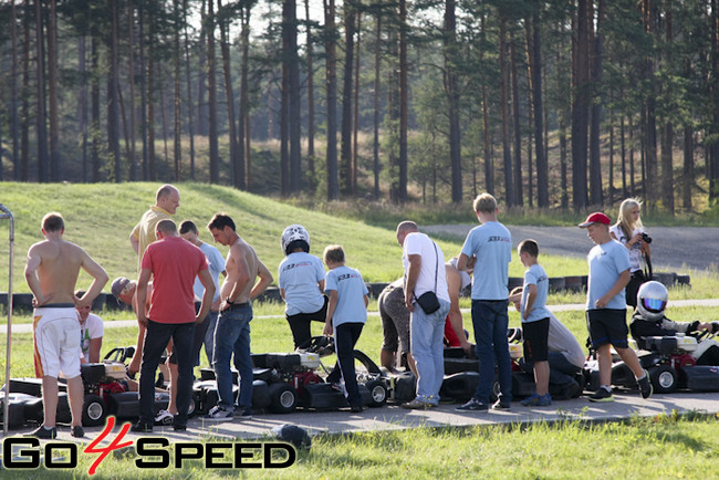 Izturības sacensības kartingā LEMANS 350