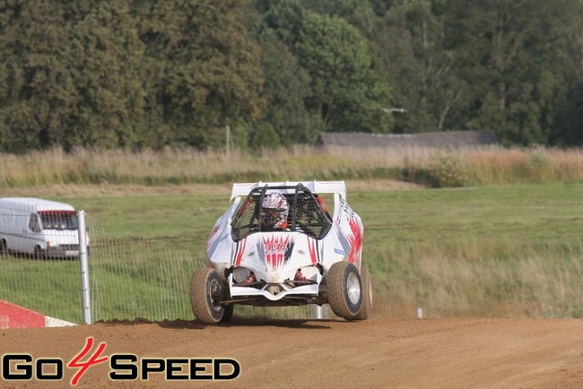 Baltijas autokrosa čempionāta 1.diena 