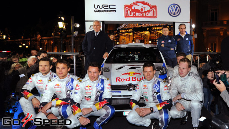 VW prezentē ielas un sacīkšu WRC automašīnu