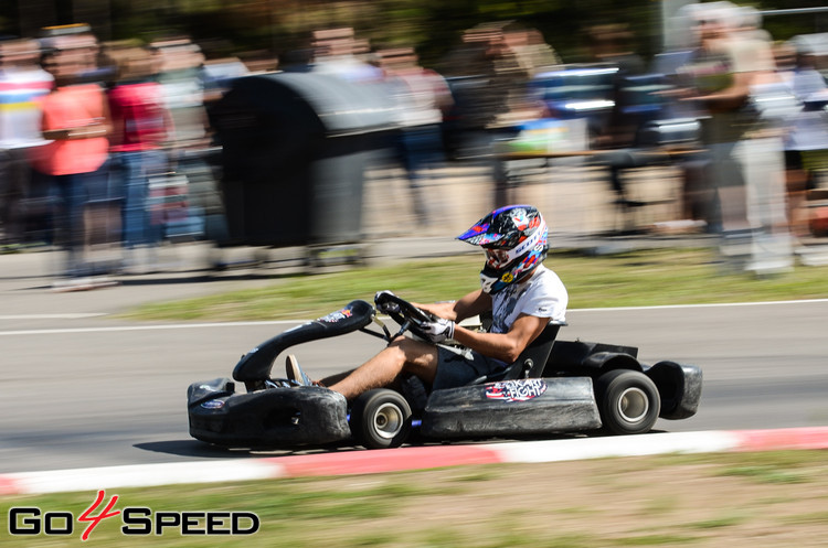 Red Bull Kart Fight 2013 - Madona