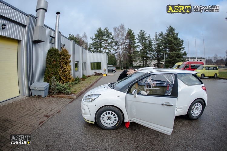 ASRT izrāda savu jauno Citroën DS3 R3T 