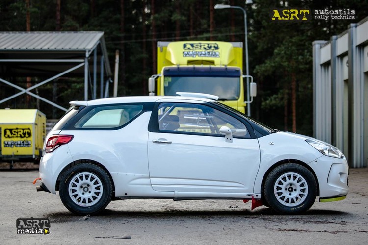 ASRT izrāda savu jauno Citroën DS3 R3T 