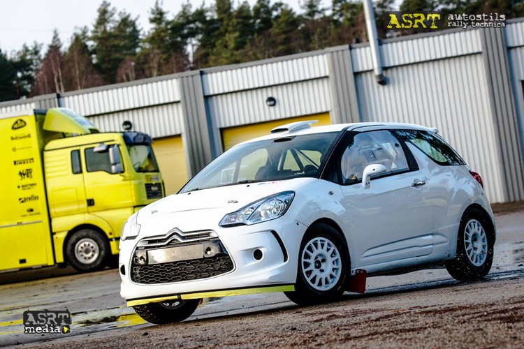 ASRT izrāda savu jauno Citroën DS3 R3T 