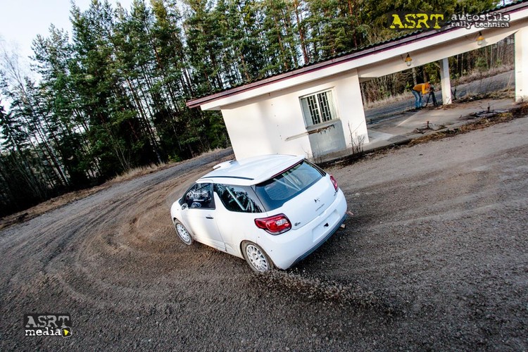 ASRT izrāda savu jauno Citroën DS3 R3T 