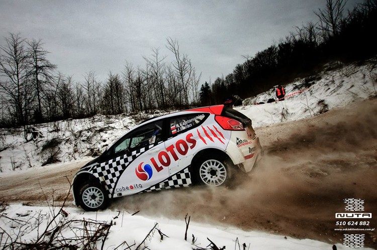 Polijas čempions Liepājas rallijam gatavojas dziļā sniegā