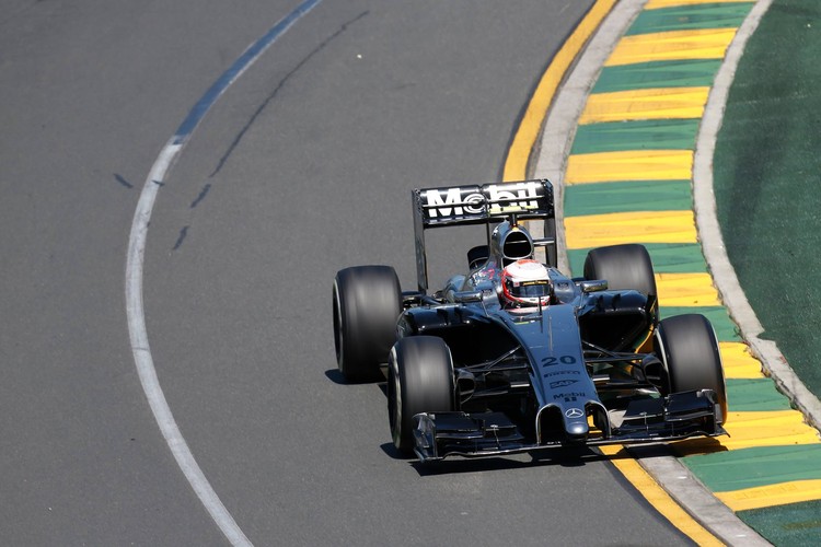 F1 jaunā sezona startē Austrālijā