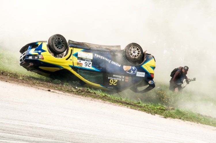 Fotogrāfiju izstādes "RALLIJS. UZ RISKA ROBEŽAS." dalībnieki