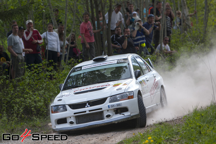 Rally Talsi 2014 2.diena, Strazdes un Sukturu tramplīni