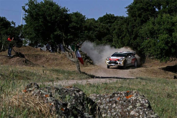 Sardīnijas WRC rallija iespaidīgie lēcieni