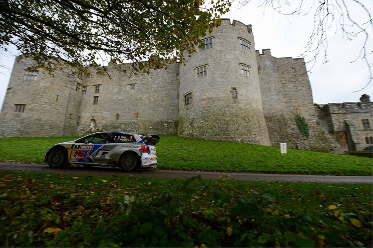 WRC sezona noslēdzas Velsas dubļos