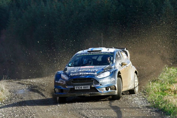 WRC sezona noslēdzas Velsas dubļos