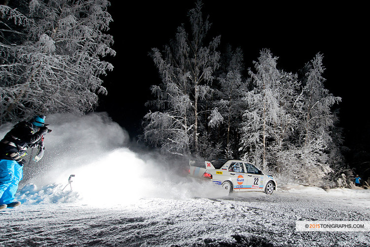 Lapzemes rallijs pārsteidz ar neredzētu ziemu un ziemeļblāzmu