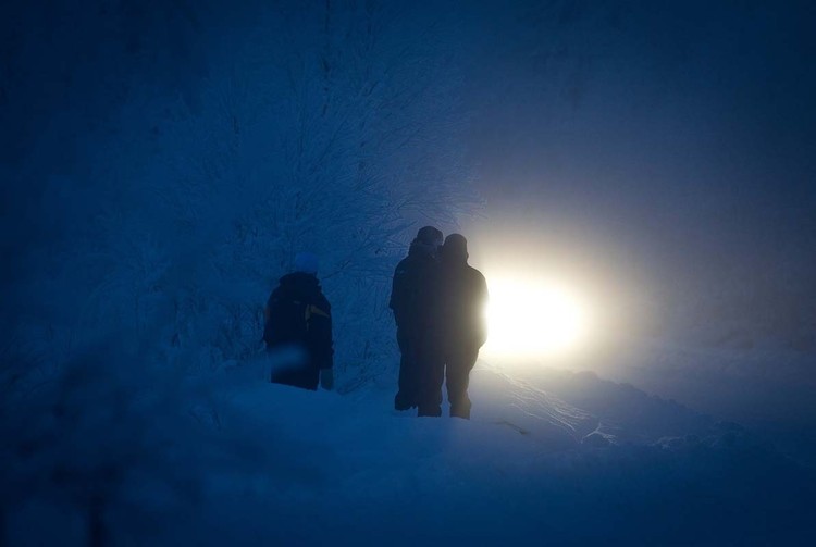 Lapzemes rallijs pārsteidz ar neredzētu ziemu un ziemeļblāzmu