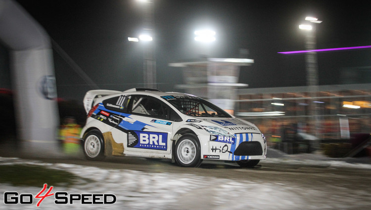 Nitišs un Baumanis 'RallyX On Ice' sacīkstē tiekas ar WRC leģendu