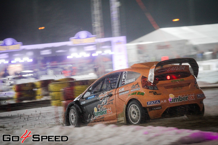 Nitišs un Baumanis 'RallyX On Ice' sacīkstē tiekas ar WRC leģendu