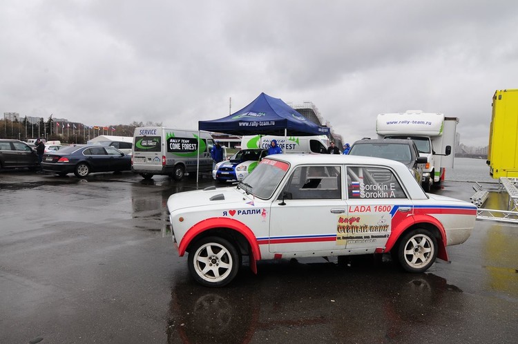 Latviešu komandas ierodas 'Rally Masters Show'