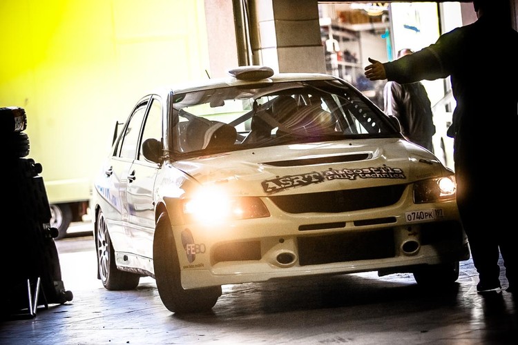 Latviešu komandas ierodas 'Rally Masters Show'