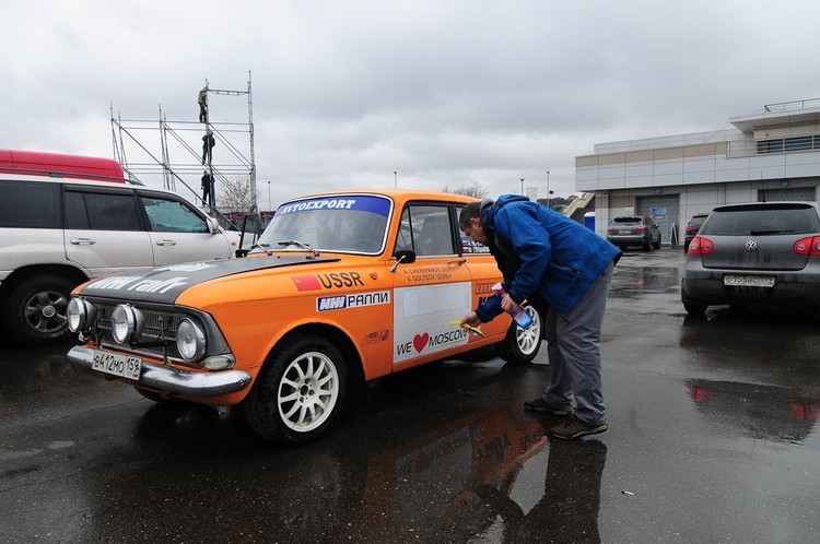 Latviešu komandas ierodas 'Rally Masters Show'