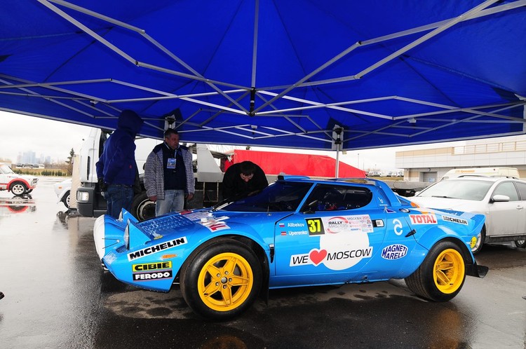 Latviešu komandas ierodas 'Rally Masters Show'