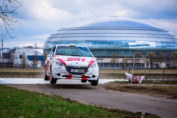 Rallija šovs - no jauniem līdz vēsturiskiem auto