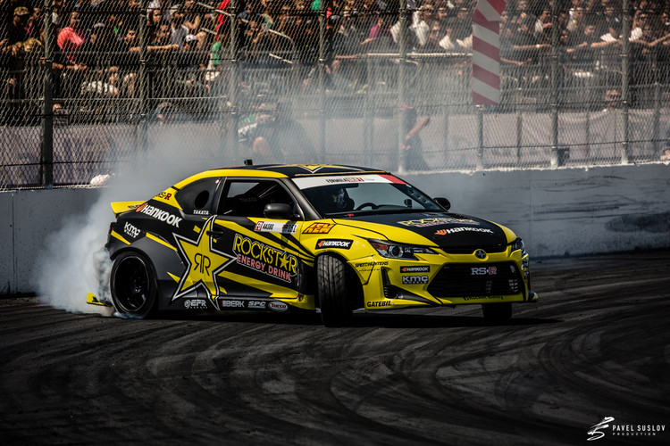 Blušs debitē 'Formula Drift' čempionātā