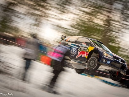 VIDEO: Zviedrijas WRC treniņos sportisti uzrāda lielisku ātrumu