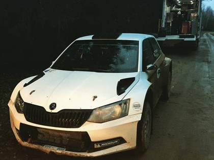 VIDEO: Poļu sportists aizvada testus ar Sirmača/Šimina 'Škoda Fabia R5'