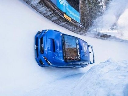VIDEO: Higinss ar 'Subaru' traucas pa bobsleja trasi Sanktmoricā