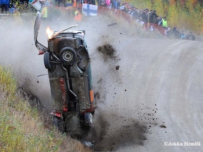 VIDEO: Somijas WRC iespaidīgie ātrumi, tramplīni un avārijas