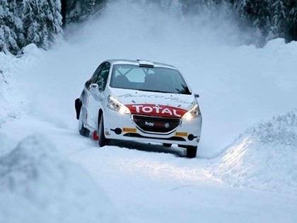 FOTO: Olivers Solbergs Alūksnes rallijam gatavojas lieliskos ziemas apstākļos