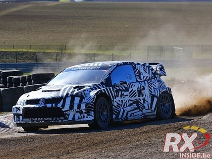 FOTO, VIDEO: 'Volkswagen Motorsport' testē jauno rallijkrosa automašīnu