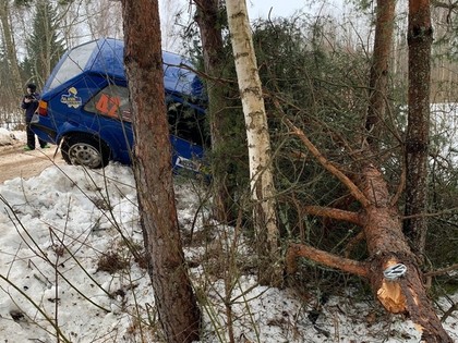 VIDEO: Himiča ekipāža rallijā Sarma piedzīvo smagu avāriju (VIDEO)