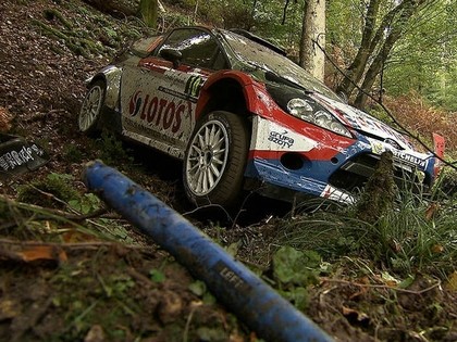 VIDEO: Kubicas ceļš uz labāko rezultātu karjerā beidzas ar kārtējo avāriju