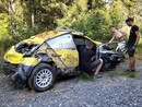 FOTO: Franču sportists pirms Somijas WRC piedzīvo smagu avāriju