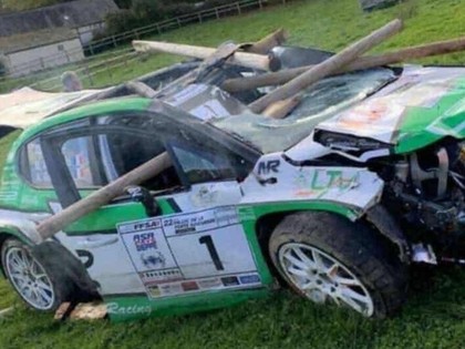 Franču ekipāžai brīnumaina izglābšanās pēc baisas avārijas