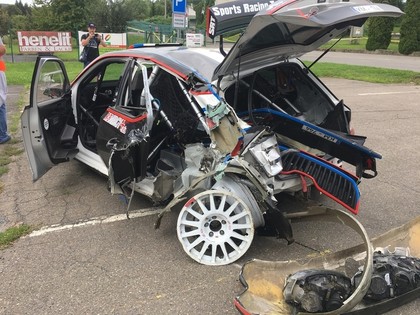 VIDEO: Grjazins Čehijas ERČ ieskrien tiltā un piedzīvo smagu avāriju