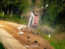 VIDEO: Poļu ekipāža Lietuvas rallijā iznīcina 'Škoda Fabia Rally2 evo'