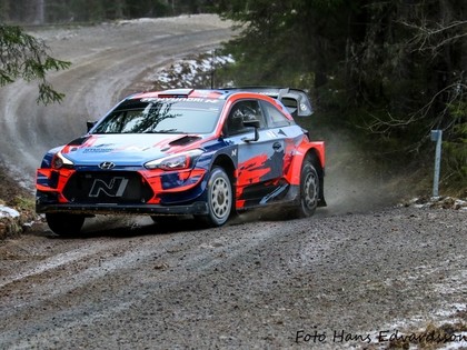 VIDEO: 'Hyundai' braucēji gatavojas Zviedrijas WRC rallijam