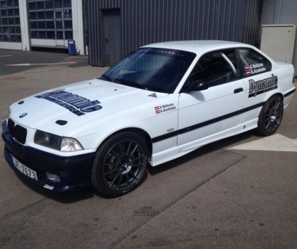 VIDEO: Anda Neikšāna pirmie testi ar BMW M3 