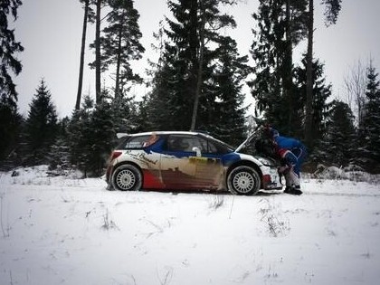 VIDEO: Franču zvaigzne Bufjērs avarē 'Rally Liepāja'