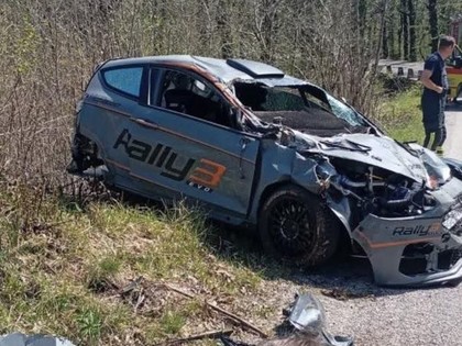 VIDEO: Horvātijas WRC testos ekipāža piedzīvo avāriju