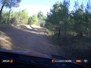 VIDEO: Noslēpumains incidents – sportista automašīnas logā ielido liels akmens