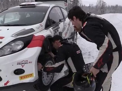 VIDEO: Grjazins izmisīgi cenšas atklāt un novērst tehnisko defektu