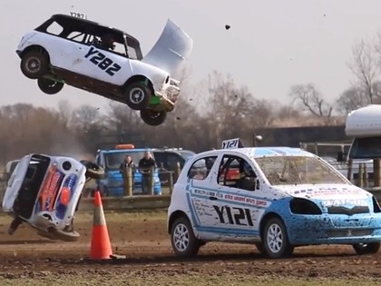 VIDEO: Izglābjot kaķi, Lēbs rallija sacensībās spiests pieļaut kļūdu