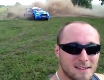 VIDEO: Neizdevušais selfijs rallija laikā