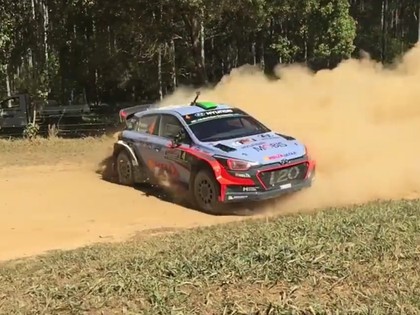 VIDEO: WRC rallija braucējs veic iespaidīgu sānslīdi