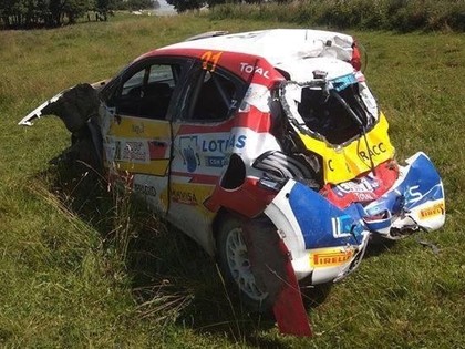 VIDEO: Spāņu ekipāža Polijas ERČ rallijā piedzīvo iespaidīgu avāriju