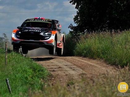 FOTO: Ostbergs pirms Polijas WRC rallija testos piedzīvo avāriju