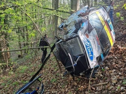 VIDEO: JWRC čempionam Kristensonam debijā smaga avārija, Grjazins finišē uz jumta 