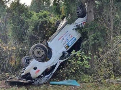 VIDEO: 14 gadus vecais igauņu talants Sāremā rallijā piedzīvo divas avārijas